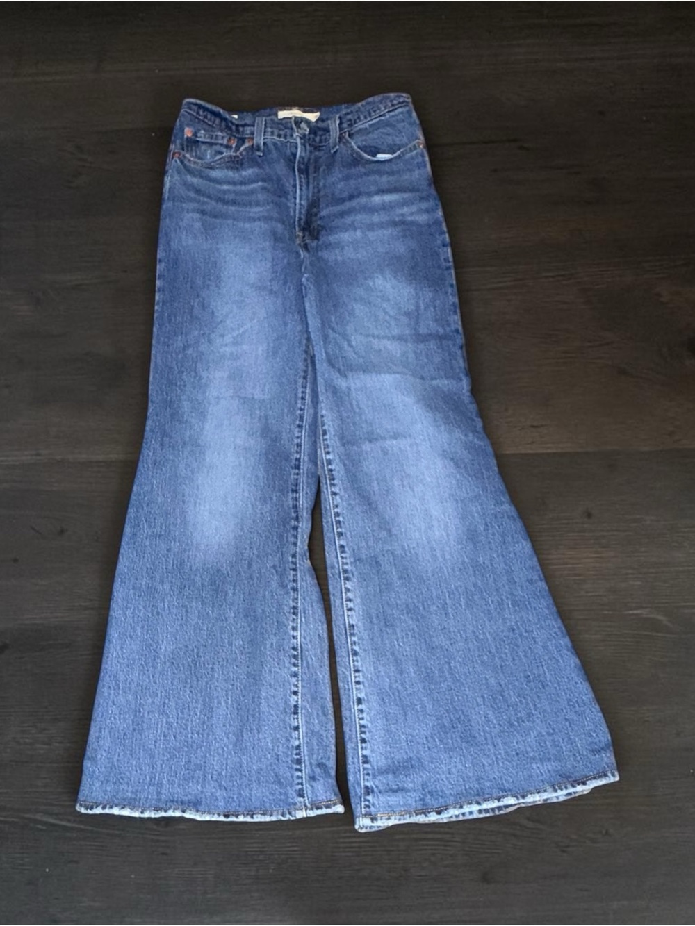LEVI’S RIBCAGE BELL BOTTOM HEAVYWEIGHT BLUE JEANS SIZE 28
